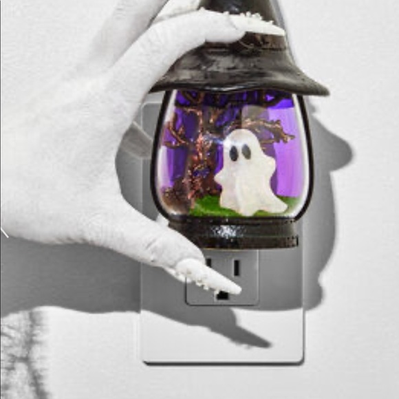 Bath & Body Works Accessories - Bath & Body Works Ghost Witch Hat Wallflower projector Halloween 2022